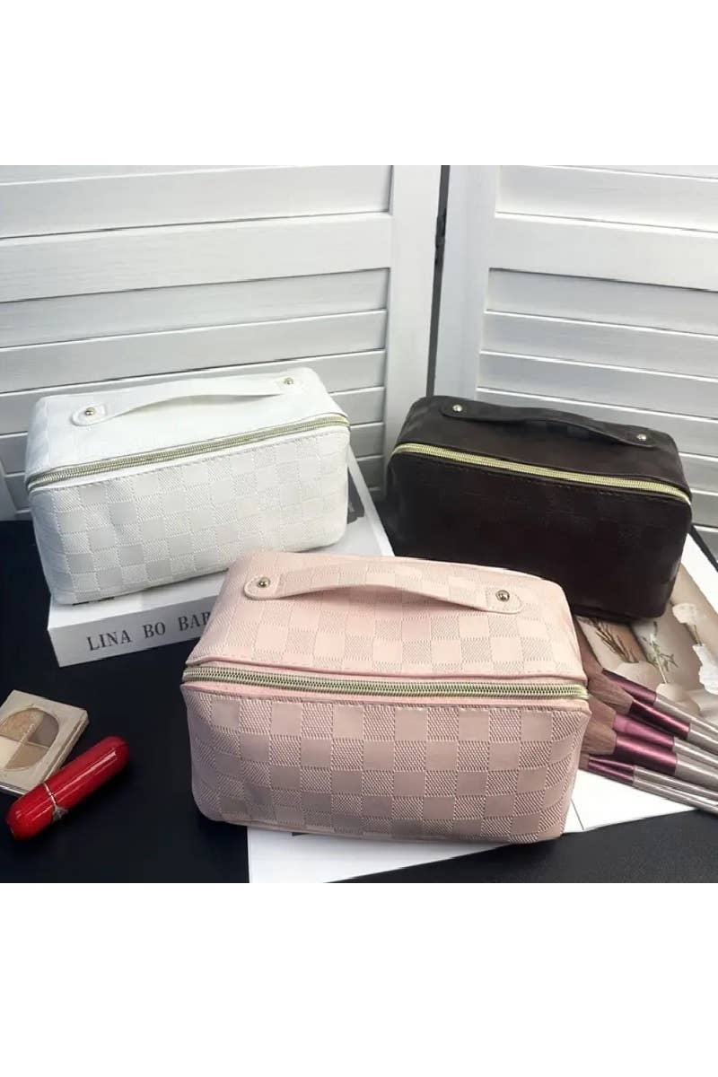 VEGAN LEATHER MAKEUP BAG